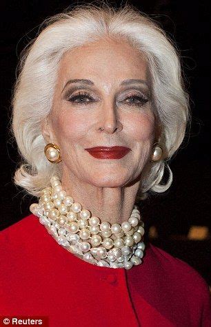 World S Oldest Supermodel Carmen Dell Orefice Takes To The Catwalk