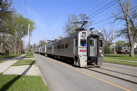 Tenth Street Nictd 11 Leads South Shore Train 20 Westboun Flickr