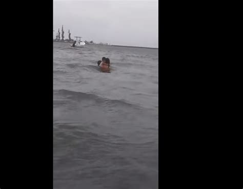 Video Mujer Intenta Ahogar A Sus Hijos En Playa De Veracruz El Diario Ny