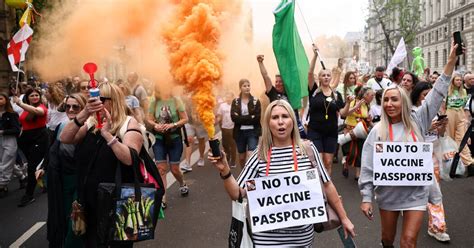 Hundreds Protest Vaccine Passports In London The New York Times