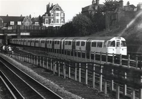 Bw Print Three Quarter View Of A Barkerloo Line Electric Multiple