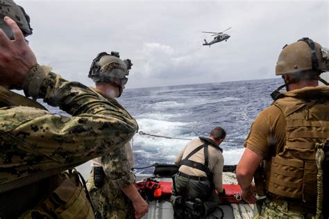 Sailors On Guam Hold Joint Search And Rescue Exercise With Us Coast
