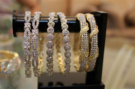 Chooriyan Diamond Bracelet Jewelry Bangles