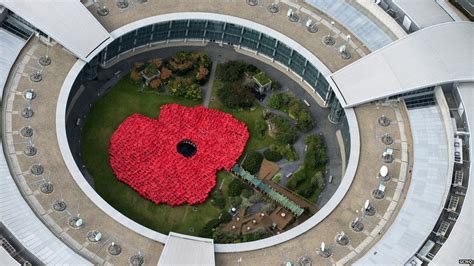 This will also ask whether you are happy for gchq to contact you about a token of thanks for your contribution, or about job opportunities at gchq. Giant poppy made by 1,400 GCHQ intelligence agency staff