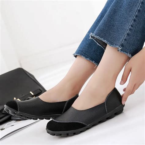 Casual Women Flats Genuine Leather Slip On Summer Flat Women Loafers