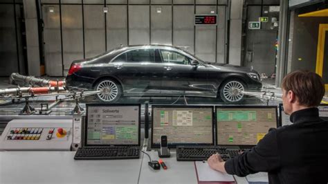 Kältemittelstreit Mercedes führt CO2 Klimaanlage ein