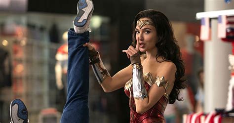 New Wonder Woman 1984 Poster Sports Further Delayed Release Date