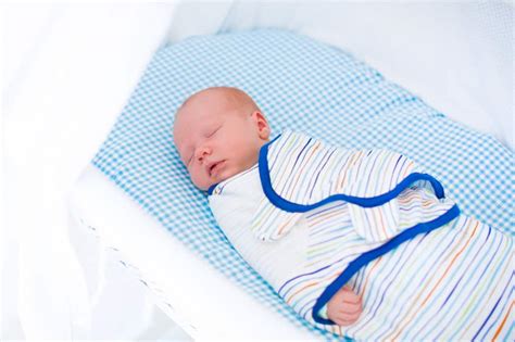 Is Swaddling Safe Pros Vs Cons Of Swaddling
