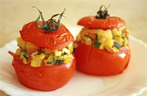 Tomates farcies végétariennes Recettes de cuisine Ôdélices