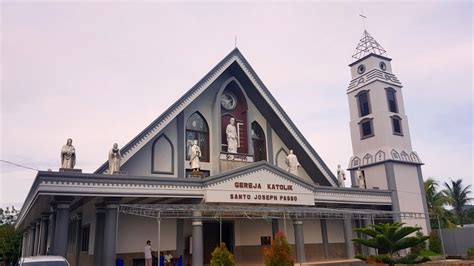 Fotografi Gereja Katolik Di Indonesia Gereja Katolik St Yoseph Passo
