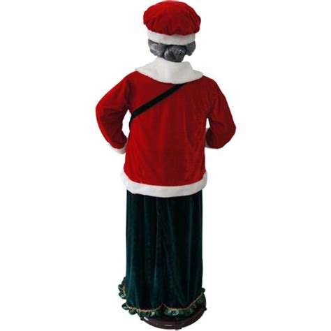 Fraser Hill Farm Dancing African American Mrs Claus