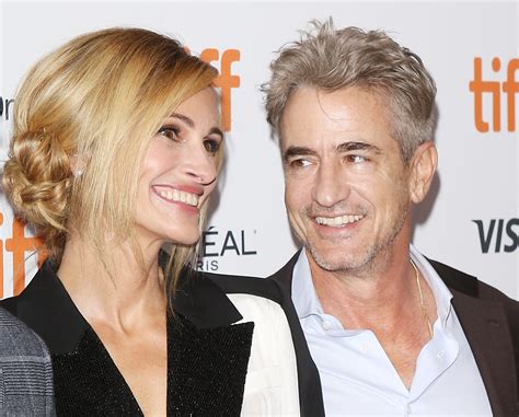 Julia Roberts Gushes Over Special Relationship With ‘my Best Friends