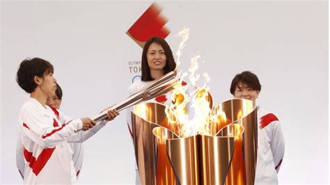 tokyo 2021 olympic games final leg of torch relay begins bbc newsround