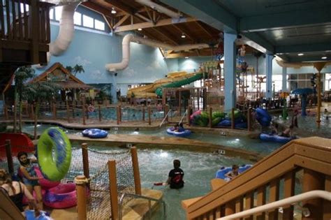 4 Of The Best Waterparks In North Dakota