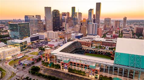 Report Houston Growth Expected To Be Among Strongest In Us Through 23