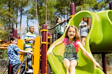 Aturan Bermain Di Playground Pahami Sebelum Ajak Anak Main