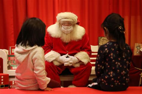 Mall Santas Will Look Different This Year Heres What To Expect In The