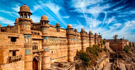 16 Spectacular Photos Of Indias Once Powerful Hilltop Forts Ancient