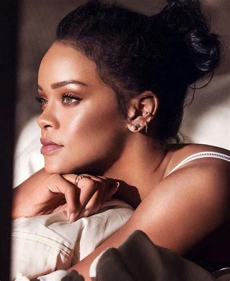 Idea De Luis Fernando En Belleza Mujer En 2020 Rihanna Sin Maquillaje