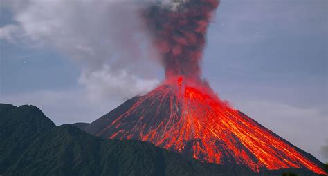 What Happens When A Volcano Erupts