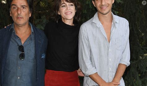 Yvan Attal Sa Compagne Charlotte Gainsbourg Et Leur Fils Ben Attal