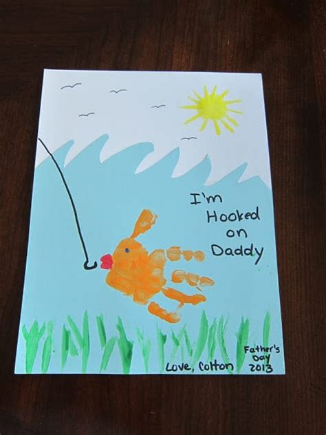 20 Adorable Handprint Fathers Day T Ideas Mama Cheaps