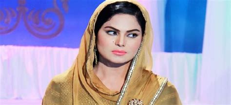 Veena Malik Does It Again Mocks Iaf Pilot Abhinandan Varthaman Gets