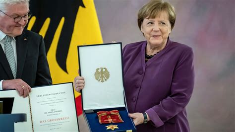 Kommentar Merkel Ehrung Zur Falschen Zeit NDR De Nachrichten NDR Info