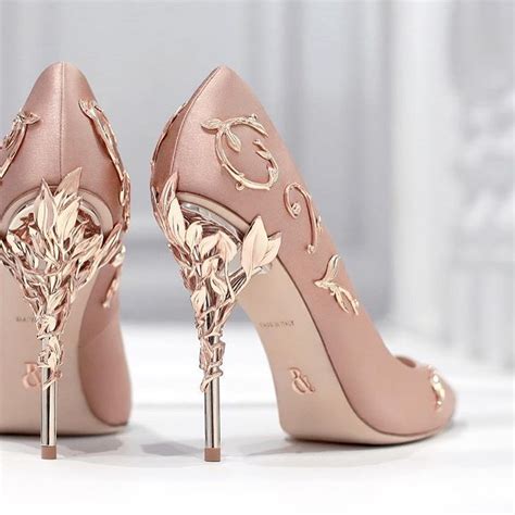 The perfect fit custom wedding shoe design. Sabyasachi to Louboutins Latest designer wedding shoes for Indian Brides