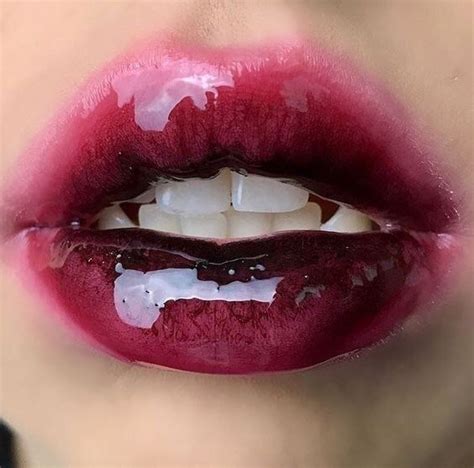 Glossy lips addict in 2020 | Aesthetic makeup, Lip colors, Glossy lips