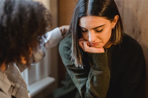 Coping With Relationship Anxiety Tips And Strategies