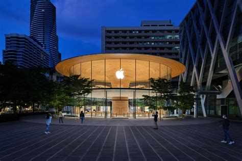 Foster Partners Apple Central World Un Nuovo Iconico Store