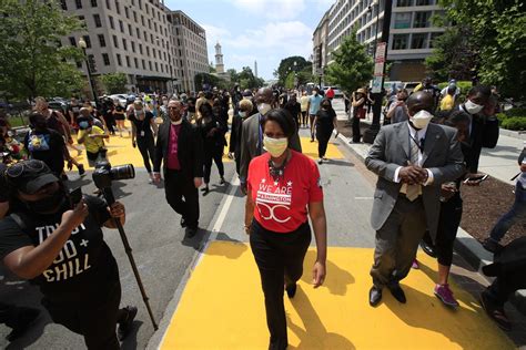 Muriel Bowser Paints ‘black Lives Matter On Dc Street Curbed