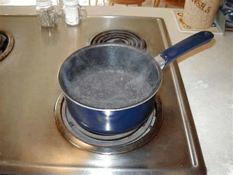 Here we provide the details of just how long to boil water to sterilize it for drinking purposes. Missouri Department of Natural Resources