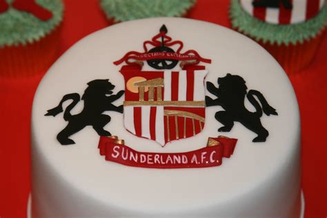 Sunderland Football Logo Cake Detail Of The Top Of The Cak Flickr