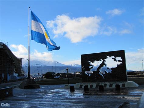 Donde está malvinas argentinas en el mapa. Monumento Islas Malvinas | Esta obra se inauguró el 2 de ...