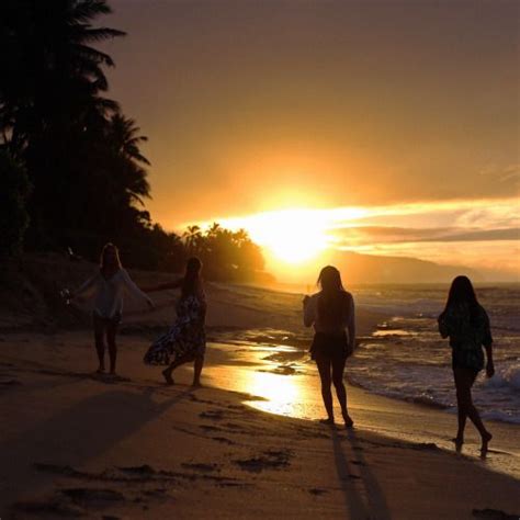 Golden Hour With Reefgirls X More On Instagram Reef Girls