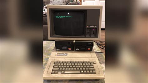 Man discovers 30-year-old Apple computer still in working order | WTOP