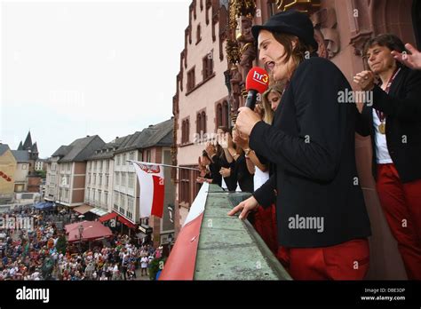Goalkeeper Nadine Angerer 2 R Celebrates Winning The Uefa Womens Euro 2013 On The Balcony Of