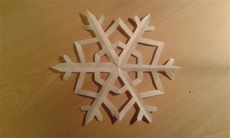 Paper Snowflake Easy Tutorial Paper Snowflakes Easy Paper