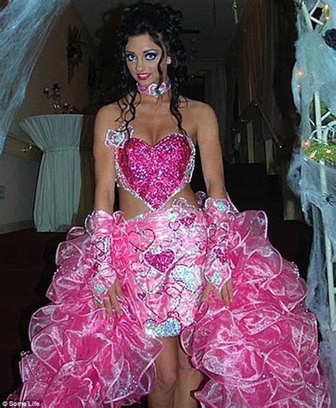 The Most Bizarre Wedding Dresses Ever Daily Mail Online
