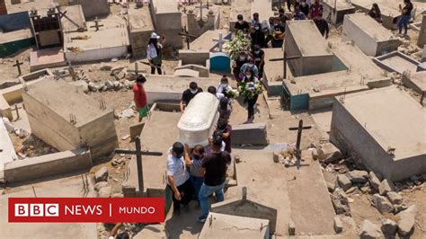 Perú duplica las muertes por covid 19 tras una revisión de cifras y se