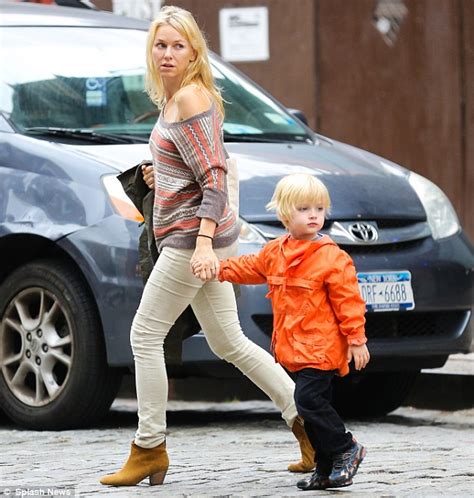 Naomi Watts Enjoys A Stroll With Her Son Samuel And Long Term Partner Liev Schreiber Daily