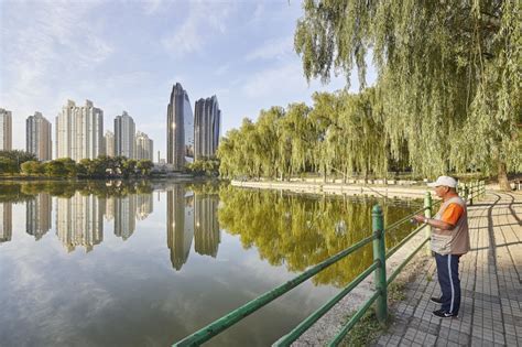 Hufton Crow Projects Chaoyang Park Plaza