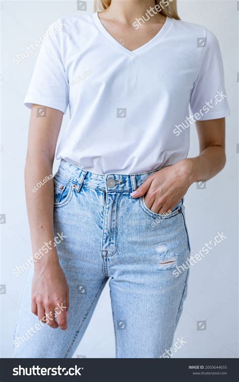 Male Hand Her Jeans 1 998 Images Photos Et Images Vectorielles De Stock Shutterstock