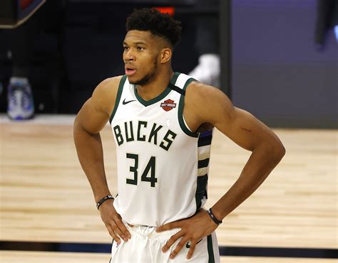 Giannis Antetokounmpo and the Bucks Aren't Worried About ...