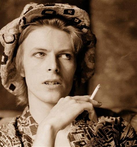 David Bowie In A Beautiful Old Picture David Bowie Fashion David