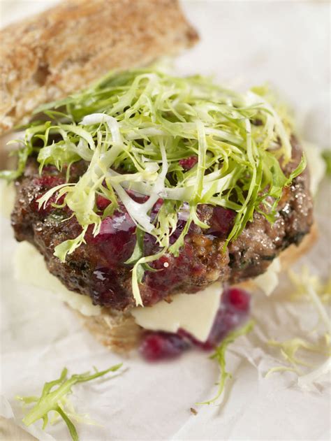 Turkey Burger With Cranberry Chutney