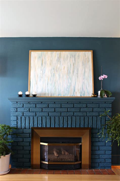 Blue Fireplace Makeover With Chalk Paint Dans Le Lakehouse