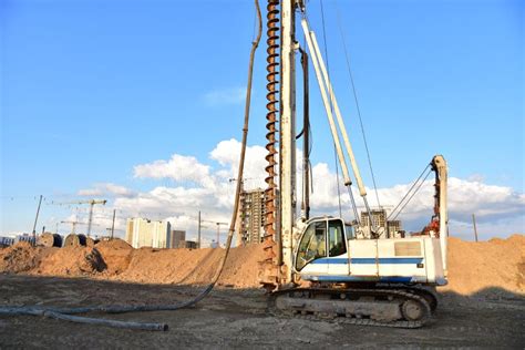 Vertical Tamrock Pile Foundation Drilling Machine Drill Rig At